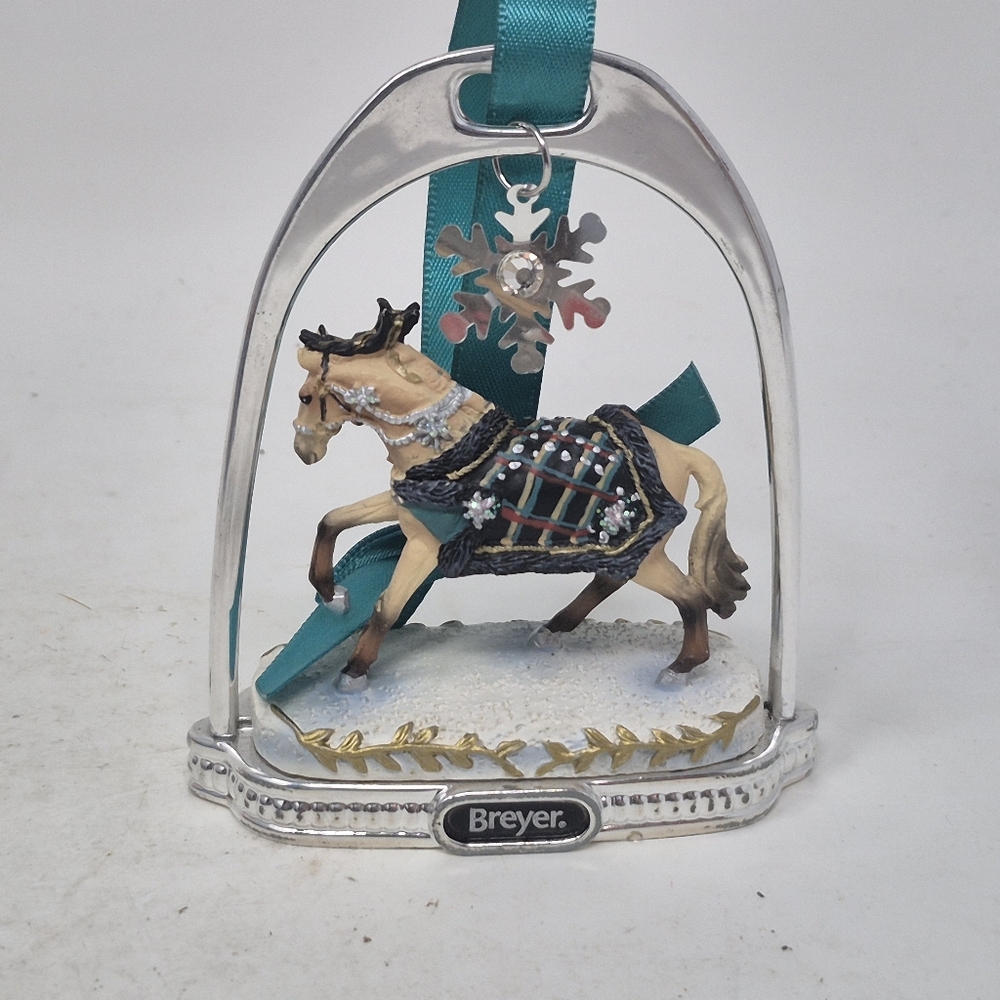 Breyer Tan And Black Horse Stirrup Ornament